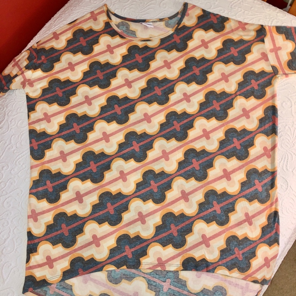 LuLaRoe Irma XL ladies top